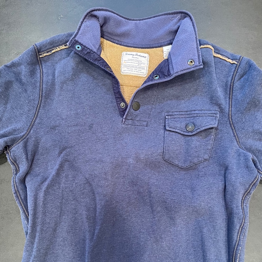 Tommy Bahama sweatshirt